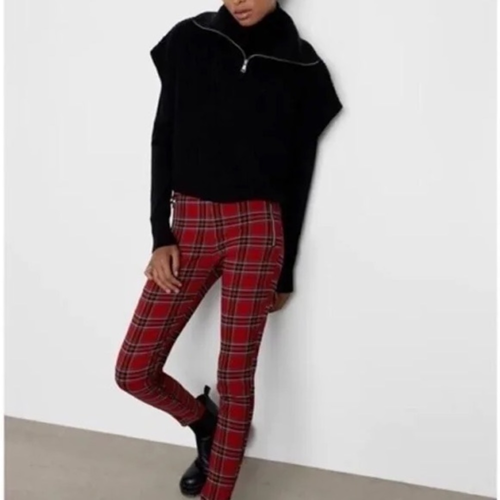 Women's red plaid cigarette elastic pants Sz M